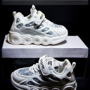 White sneakers shoes for kids
