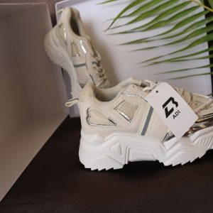 Size 36 teen boys sneakers shoes